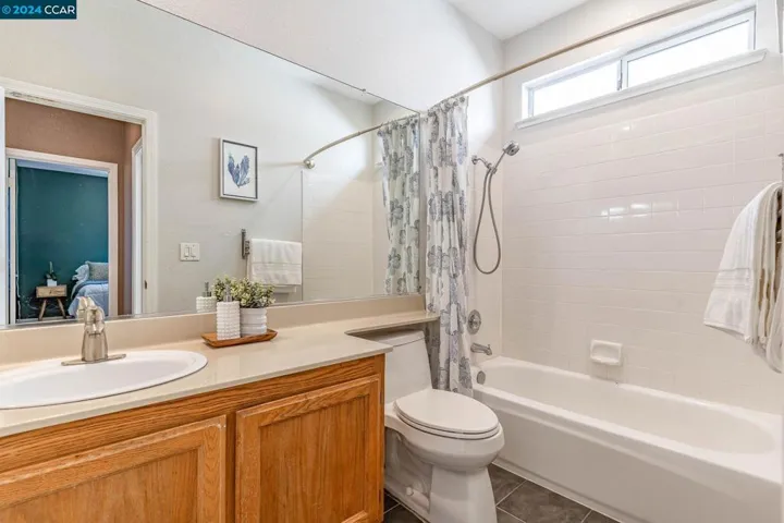 910 Mccoy Creek Ct, Suisun City, California 94585-3786