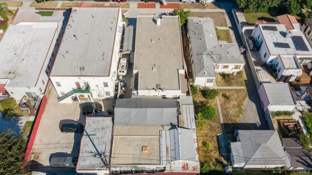 3025 Edgehill Drive, Los Angeles, California 90018 home-pic-4