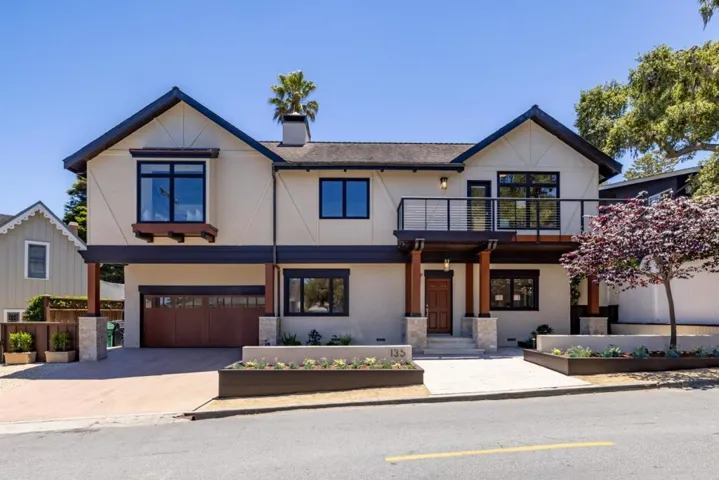 135 Pacific Avenue, Pacific Grove, California 93950