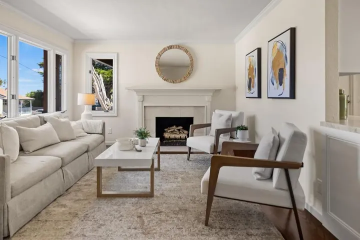 135 Pacific Avenue, Pacific Grove, California 93950