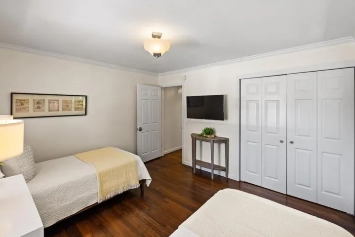 135 Pacific Avenue, Pacific Grove, California 93950