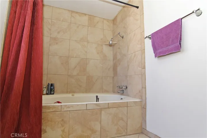 10911 Bluffside Drive 15, Studio City, California 91604
