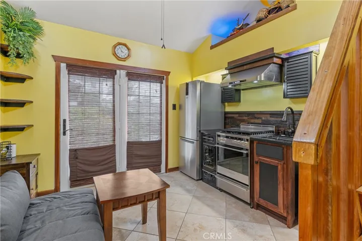 6107 Monero Dr Adu, Rancho Palos Verdes, California 90275