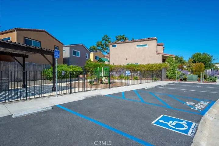 290 Via Las Casitas, Templeton, California 93465
