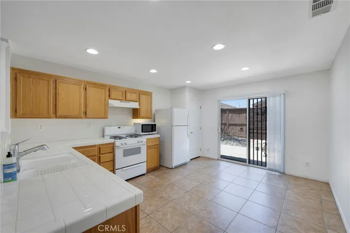 1150 Alderwood Drive, Perris, California 92571