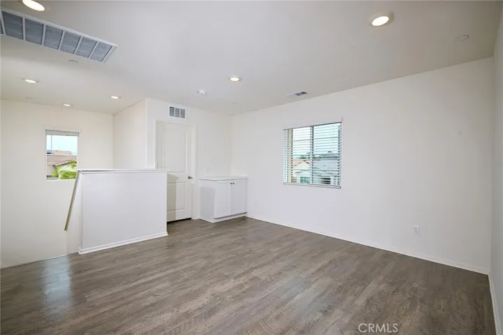1210 Universal Way, Hemet, California 92543