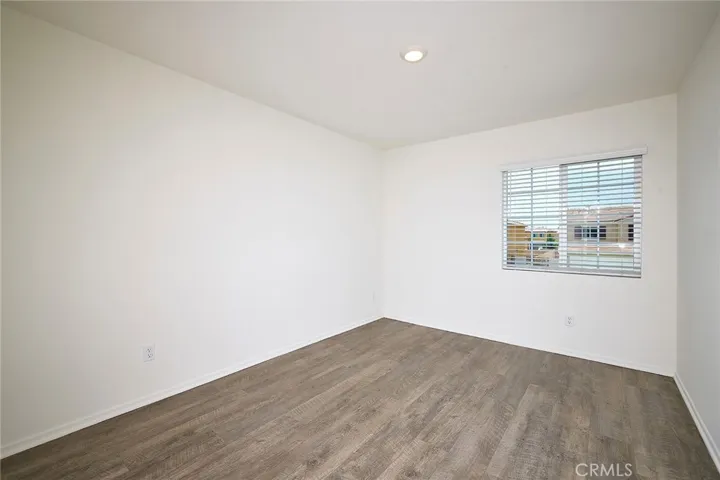 1218 Universal Way, Hemet, California 92543