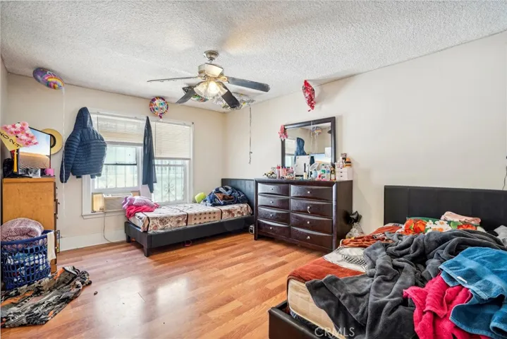700 E 50th Street, Los Angeles, California 90011