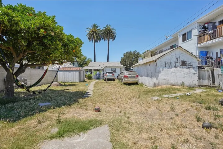 700 E 50th Street, Los Angeles, California 90011
