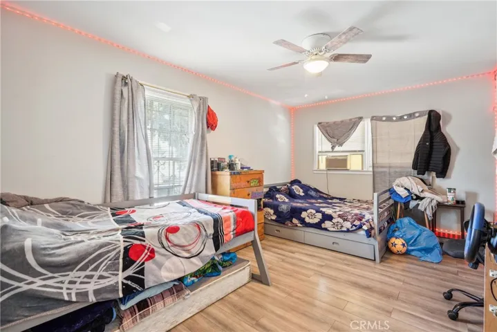 700 E 50th Street, Los Angeles, California 90011