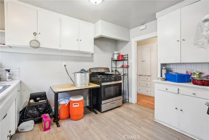 700 E 50th Street, Los Angeles, California 90011