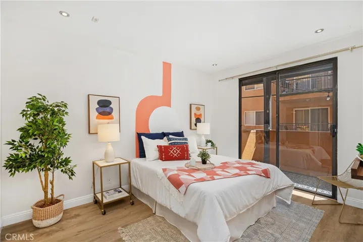 828 N Hudson Avenue 106, Los Angeles, California 90038