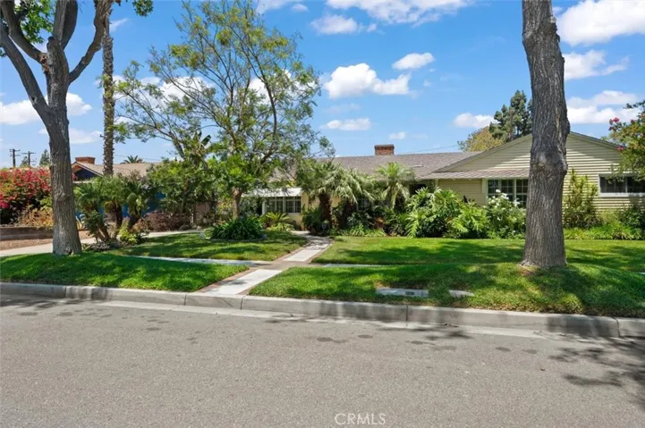 1227 W Marion Way, Santa Ana, California 92706