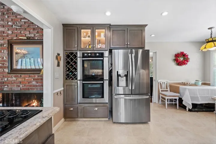 Large double ovens and wine rack. Fridge is included.