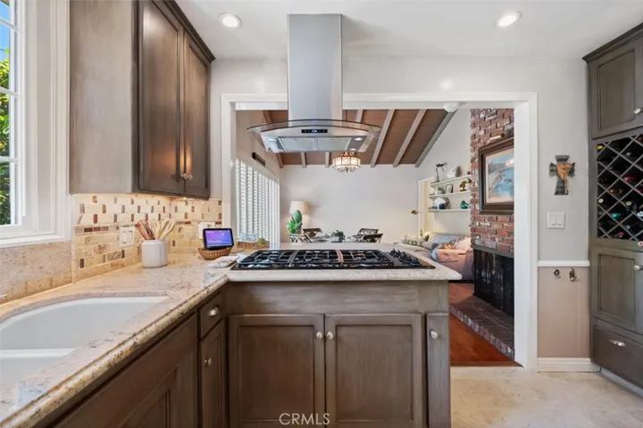 1227 W Marion Way, Santa Ana, California 92706