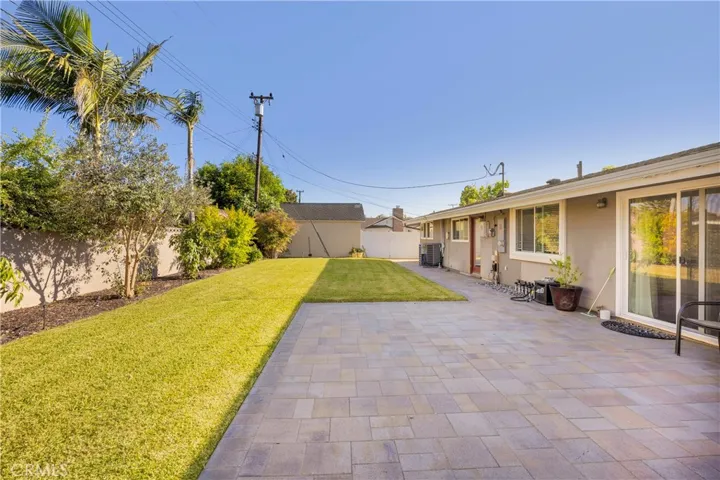 11442 Foster Road, Los Alamitos, California 90720