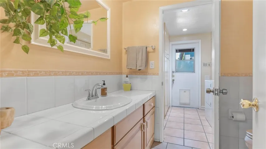 9614 Vanalden Avenue, Northridge, California 91324