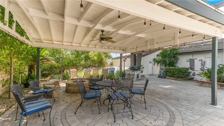 9614 Vanalden Avenue, Northridge, California 91324