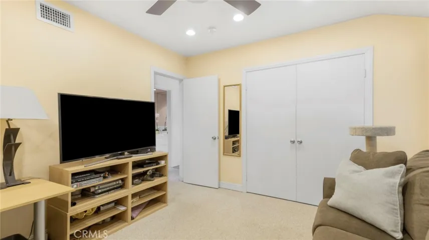 9614 Vanalden Avenue, Northridge, California 91324