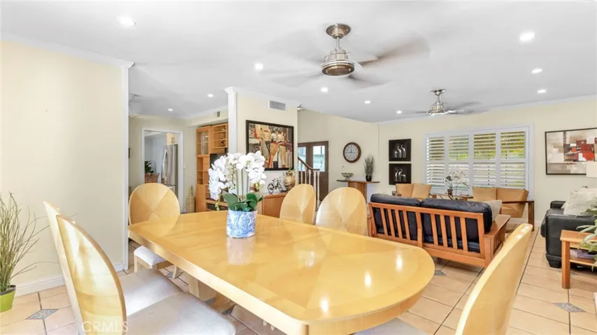 9614 Vanalden Avenue, Northridge, California 91324