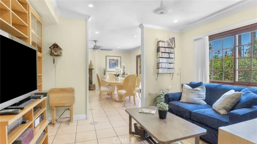 9614 Vanalden Avenue, Northridge, California 91324