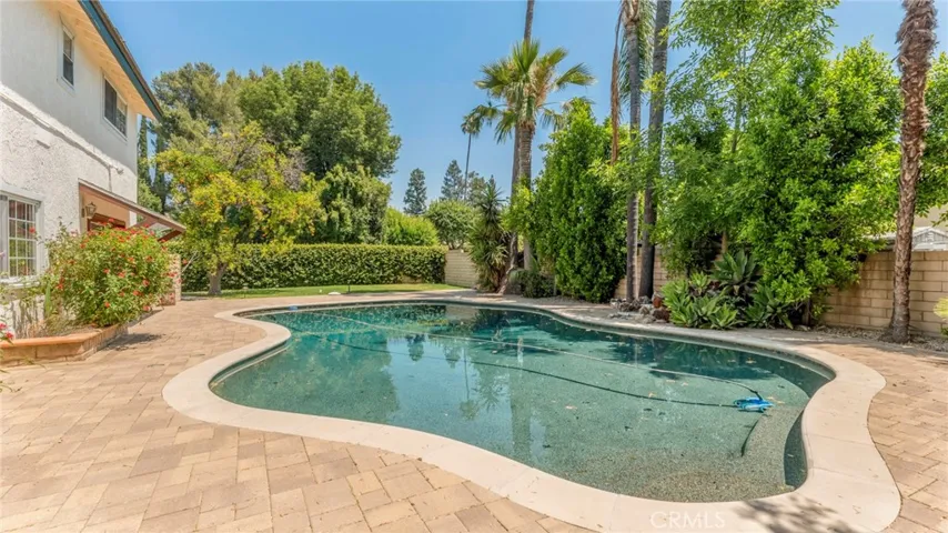 9614 Vanalden Avenue, Northridge, California 91324