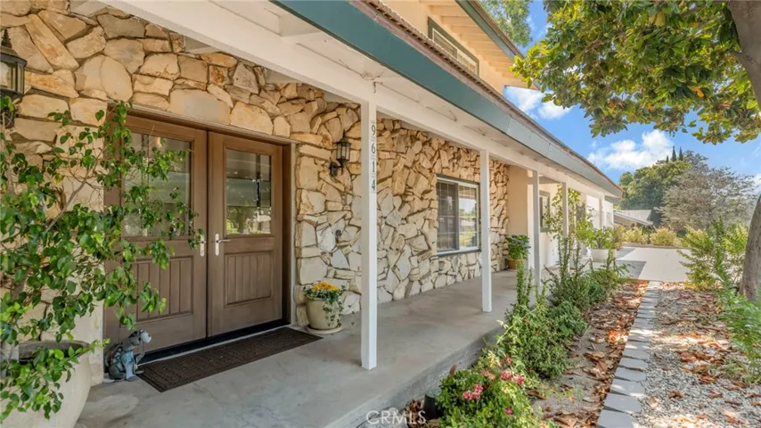 9614 Vanalden Avenue, Northridge, California 91324
