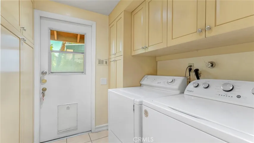9614 Vanalden Avenue, Northridge, California 91324
