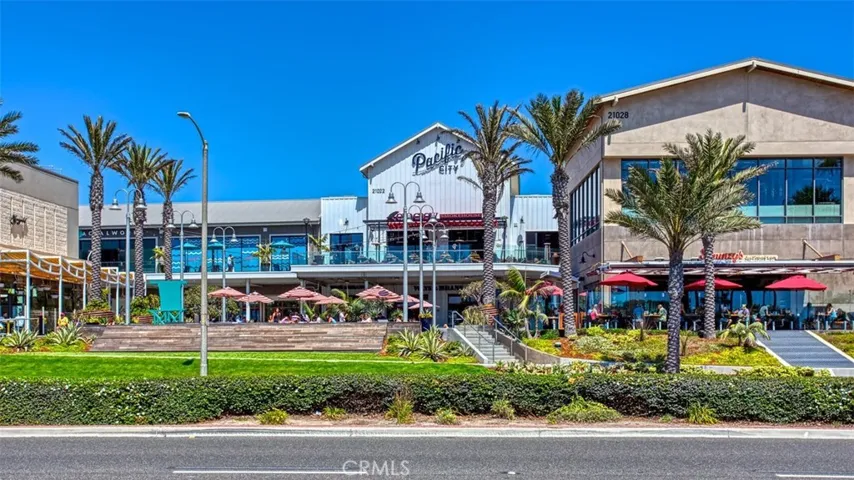 Many trendy shops and an array of restaurants at the Pacific City outdoor beachfront mall.