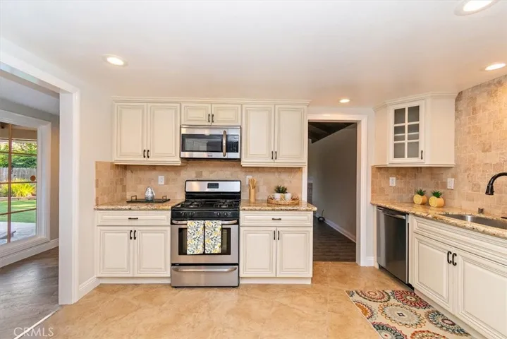2435 Fontezuela Drive, Hacienda Heights, California 91745