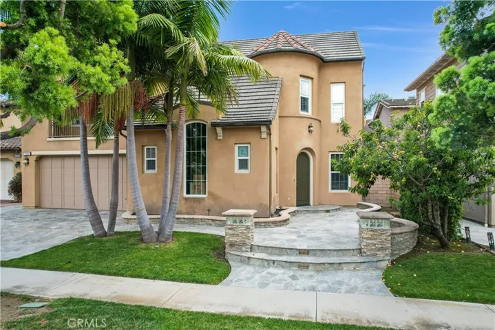 1910 W Blackhawk Drive, Santa Ana, California 92704