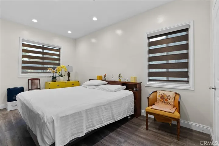2736 W 14th Street, Los Angeles, California 90006