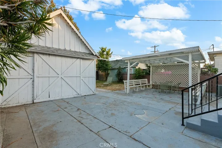 2736 W 14th Street, Los Angeles, California 90006