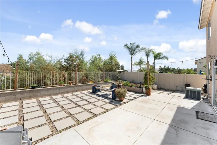 8810 Flintridge Lane, Corona, California 92883