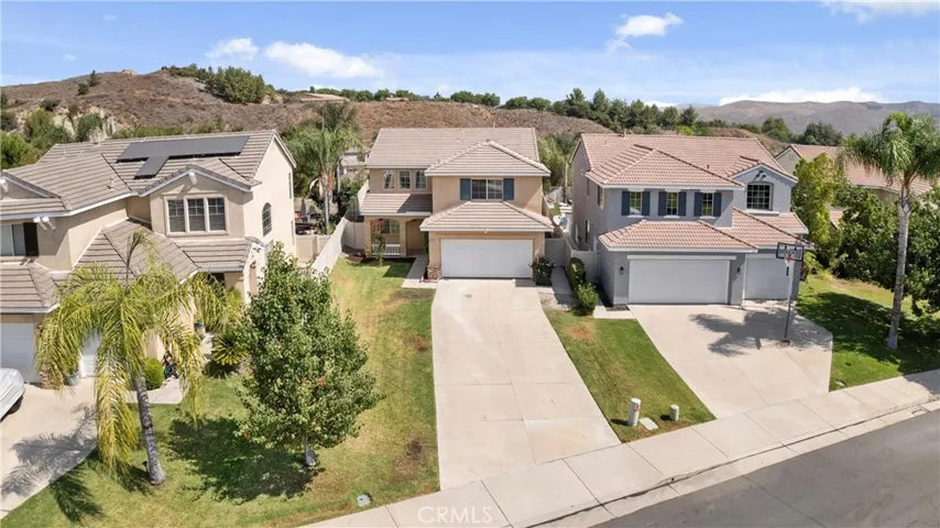 8810 Flintridge Lane, Corona, California 92883