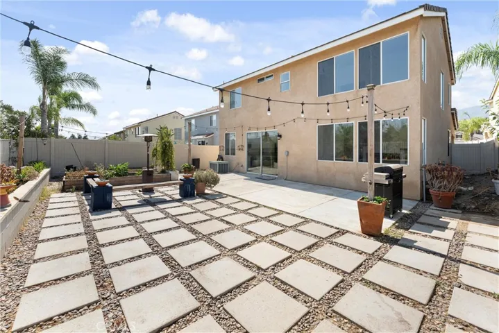 8810 Flintridge Lane, Corona, California 92883