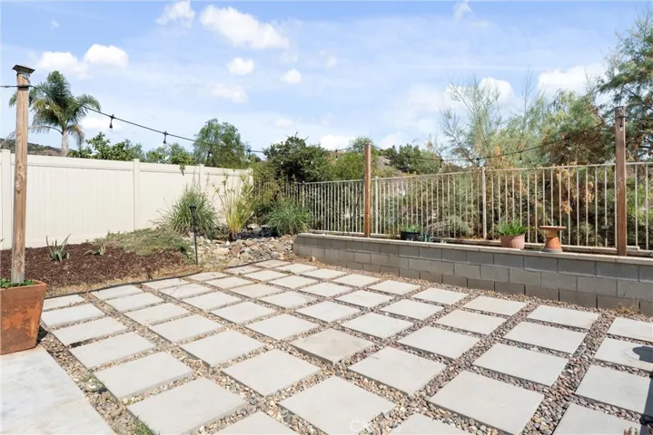 8810 Flintridge Lane, Corona, California 92883