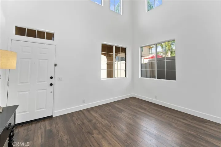 Entry - Formal Living Room