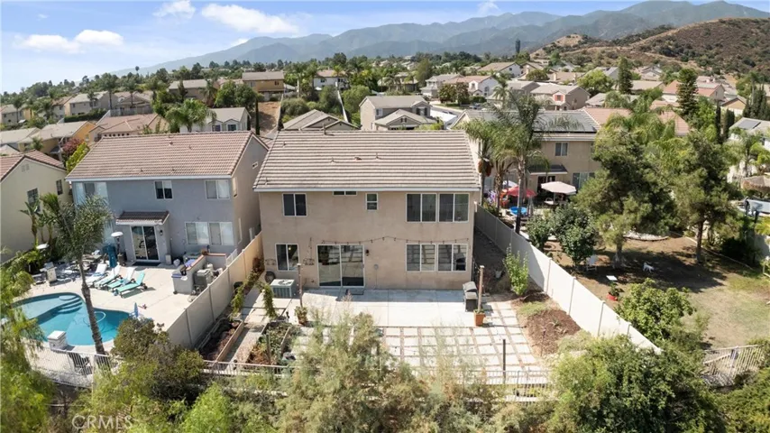8810 Flintridge Lane, Corona, California 92883