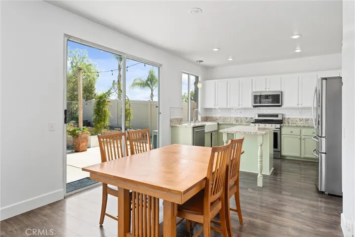 8810 Flintridge Lane, Corona, California 92883