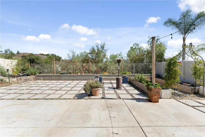 8810 Flintridge Lane, Corona, California 92883
