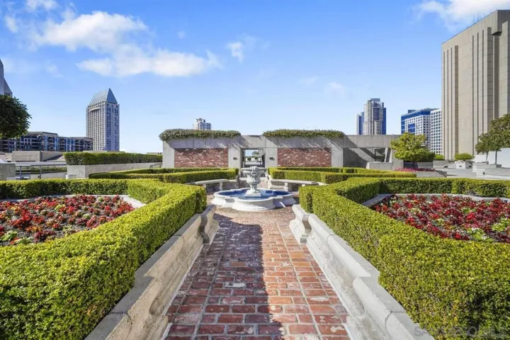 700 Front St 1402, San Diego, California 92101