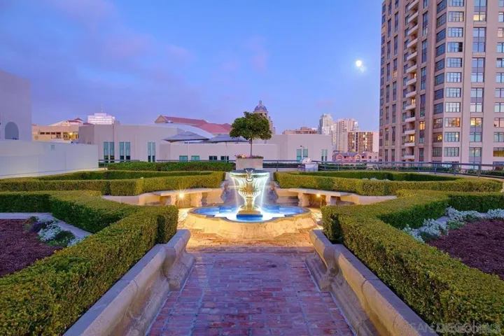 700 Front St 1402, San Diego, California 92101