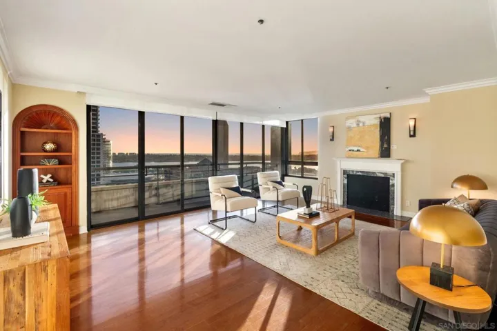 700 Front St 1402, San Diego, California 92101