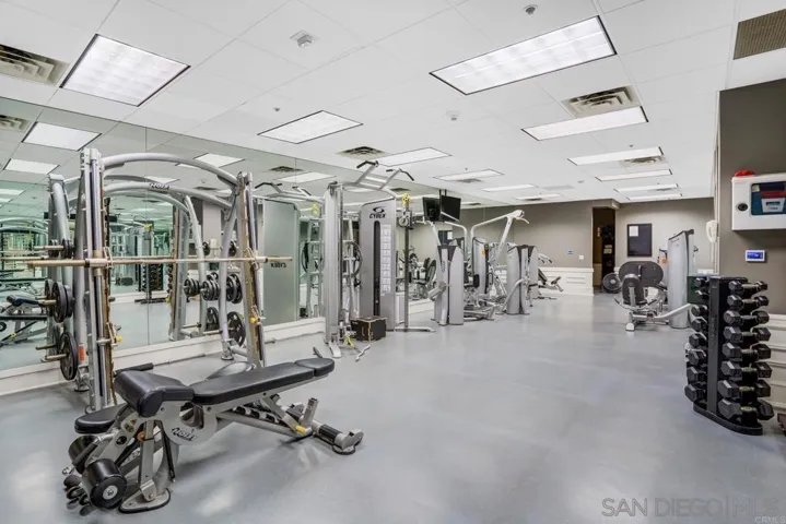 700 Front St 1402, San Diego, California 92101