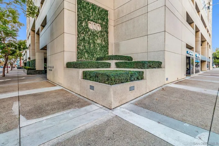 700 Front St 1402, San Diego, California 92101