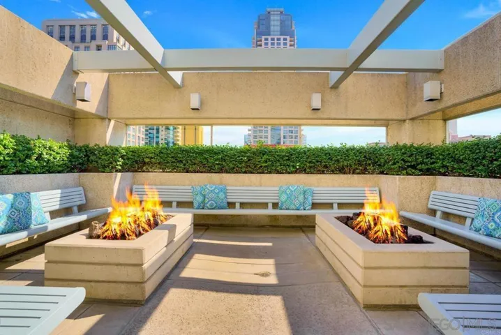 700 Front St 1402, San Diego, California 92101