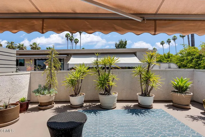 401 E California Blvd #209 022-mls