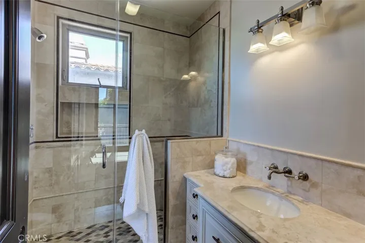 624 14th Street, Manhattan Beach, California 90266