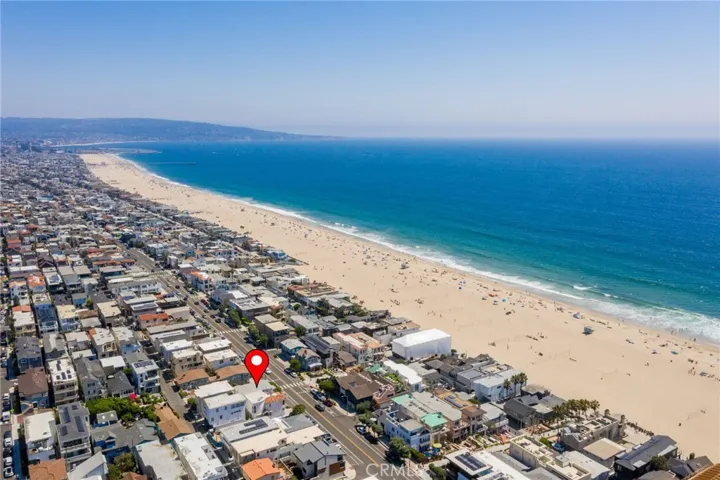 400 Manhattan Avenue, Manhattan Beach, California 90266
